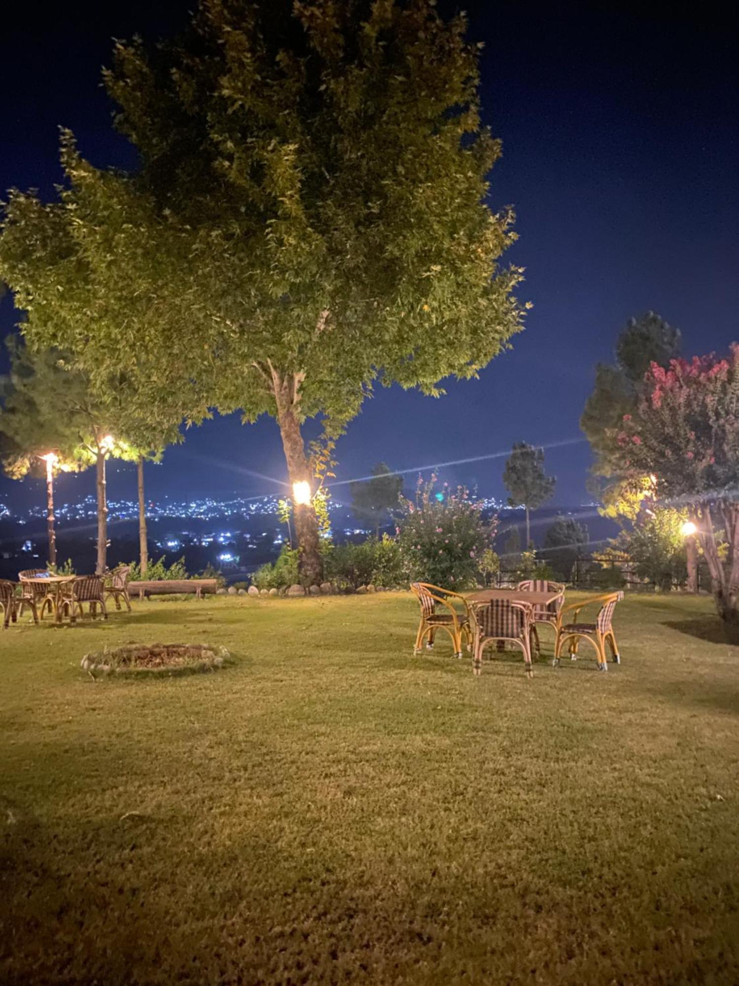 Rock City Resort Mingora Exterior photo