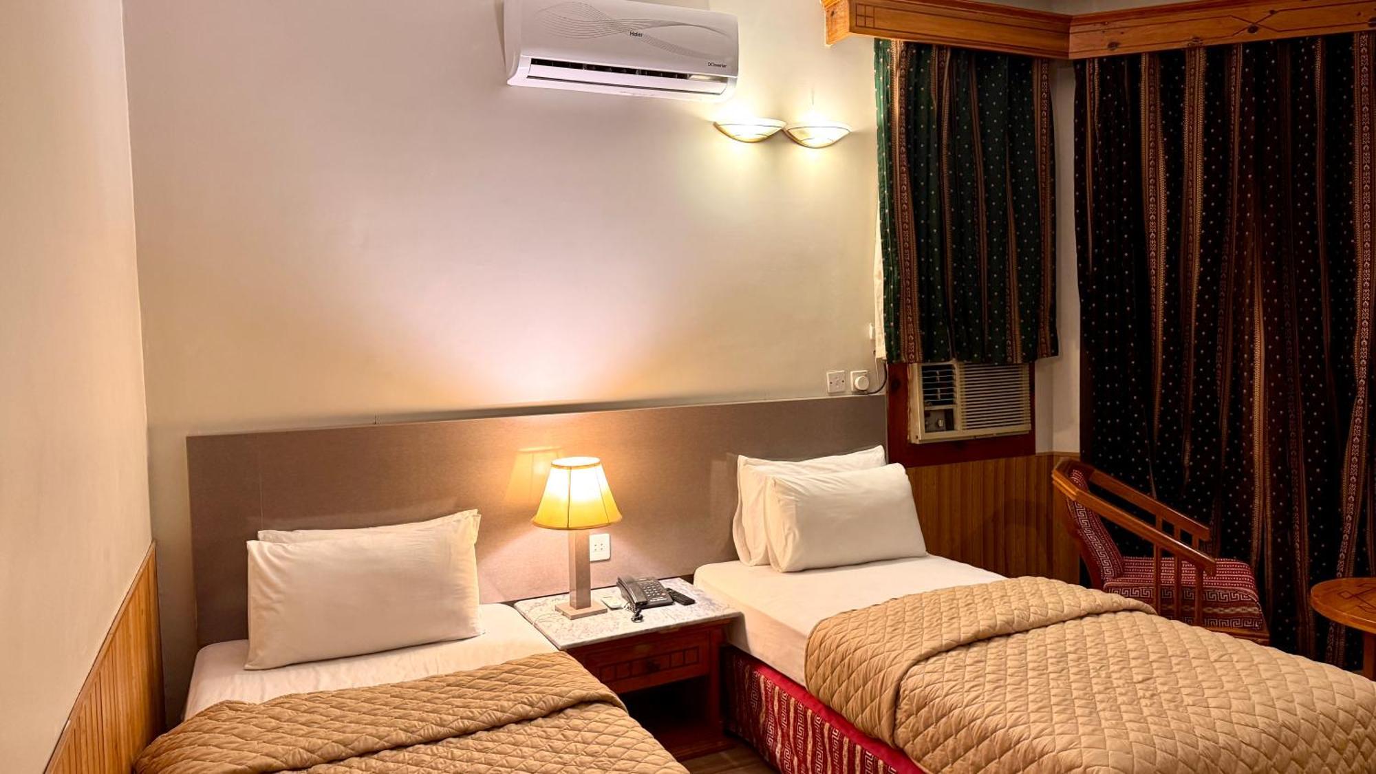 Rock City Resort Mingora Exterior photo